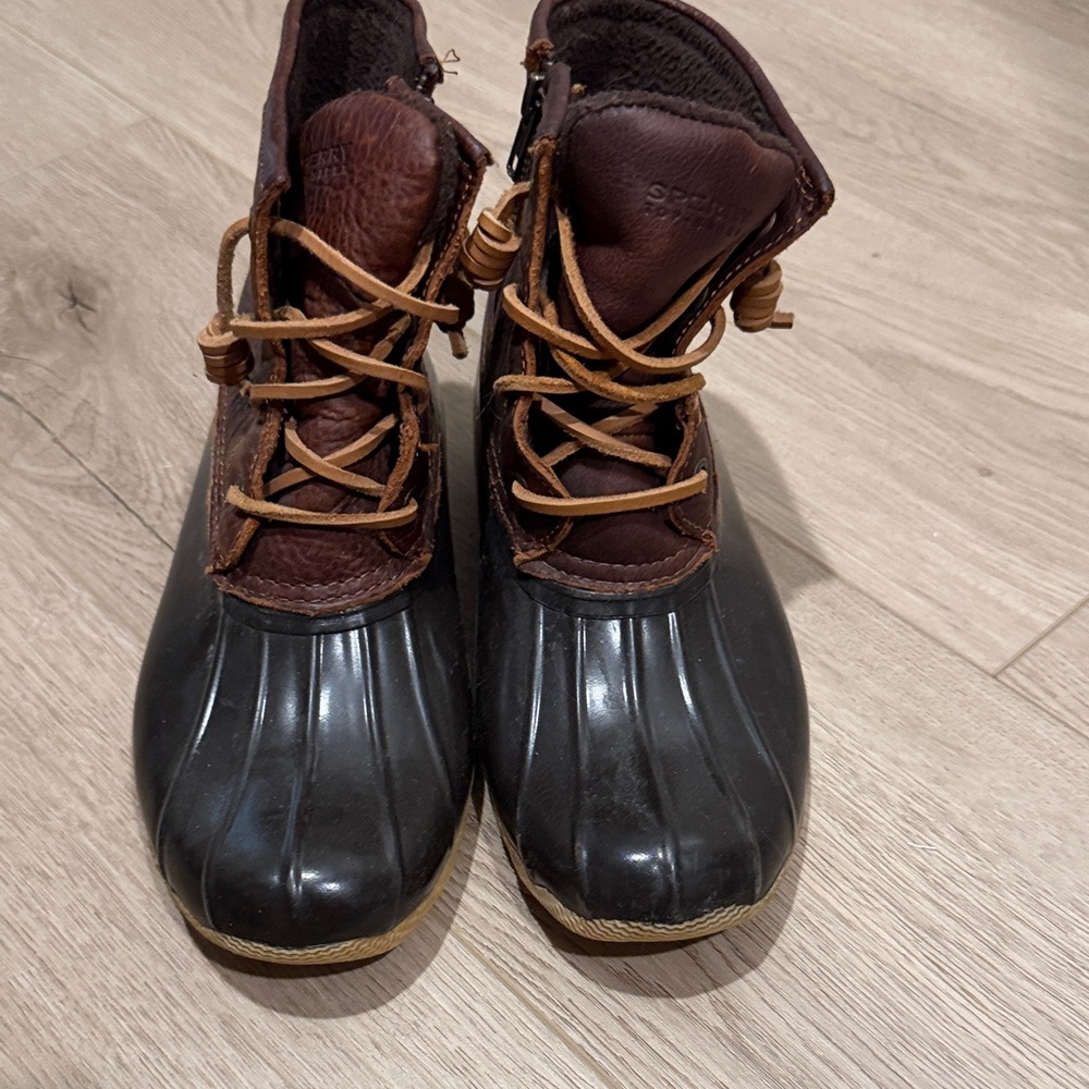 Sperry duck boots